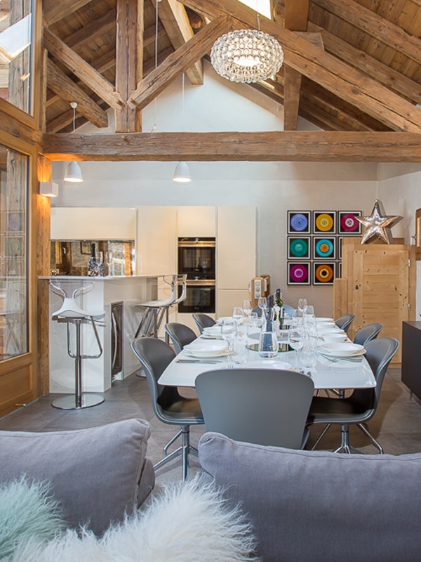 MM Townhall Small 27