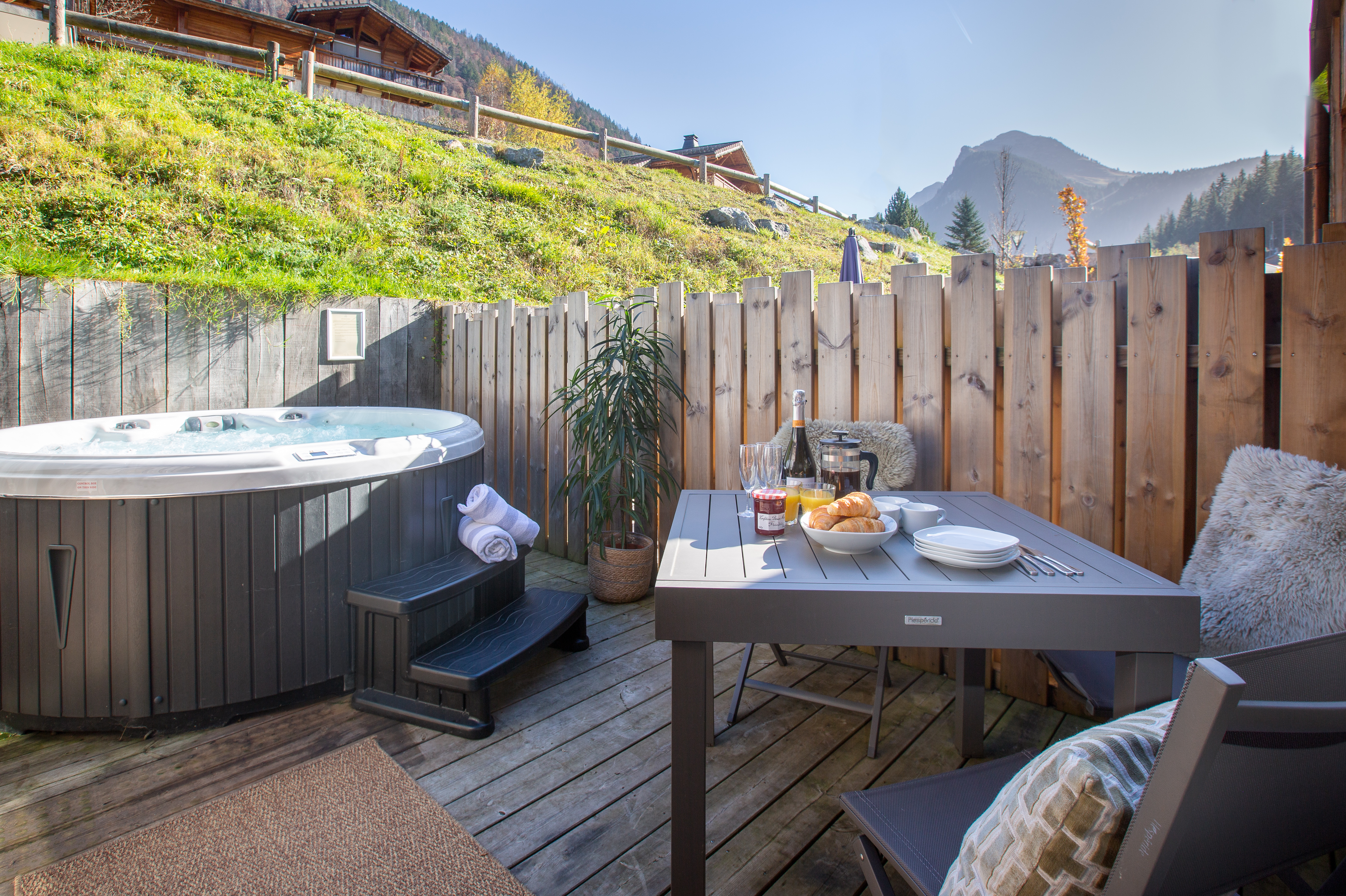 MM Morzna Etoile Living 11