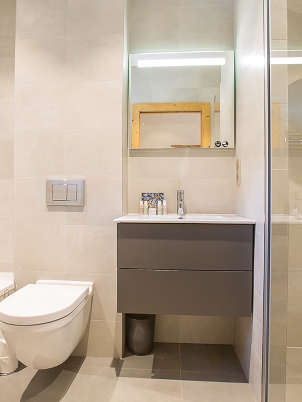 MM Townhall Small 44