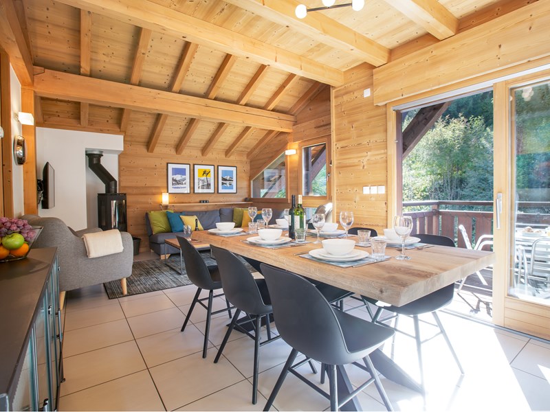 MM WATERSIDE A LARGE 13