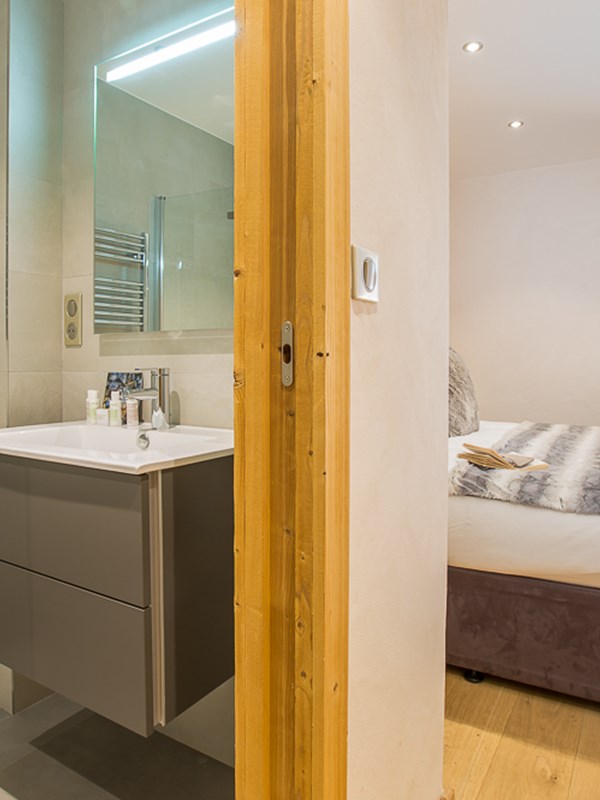 MM Townhall Small 37