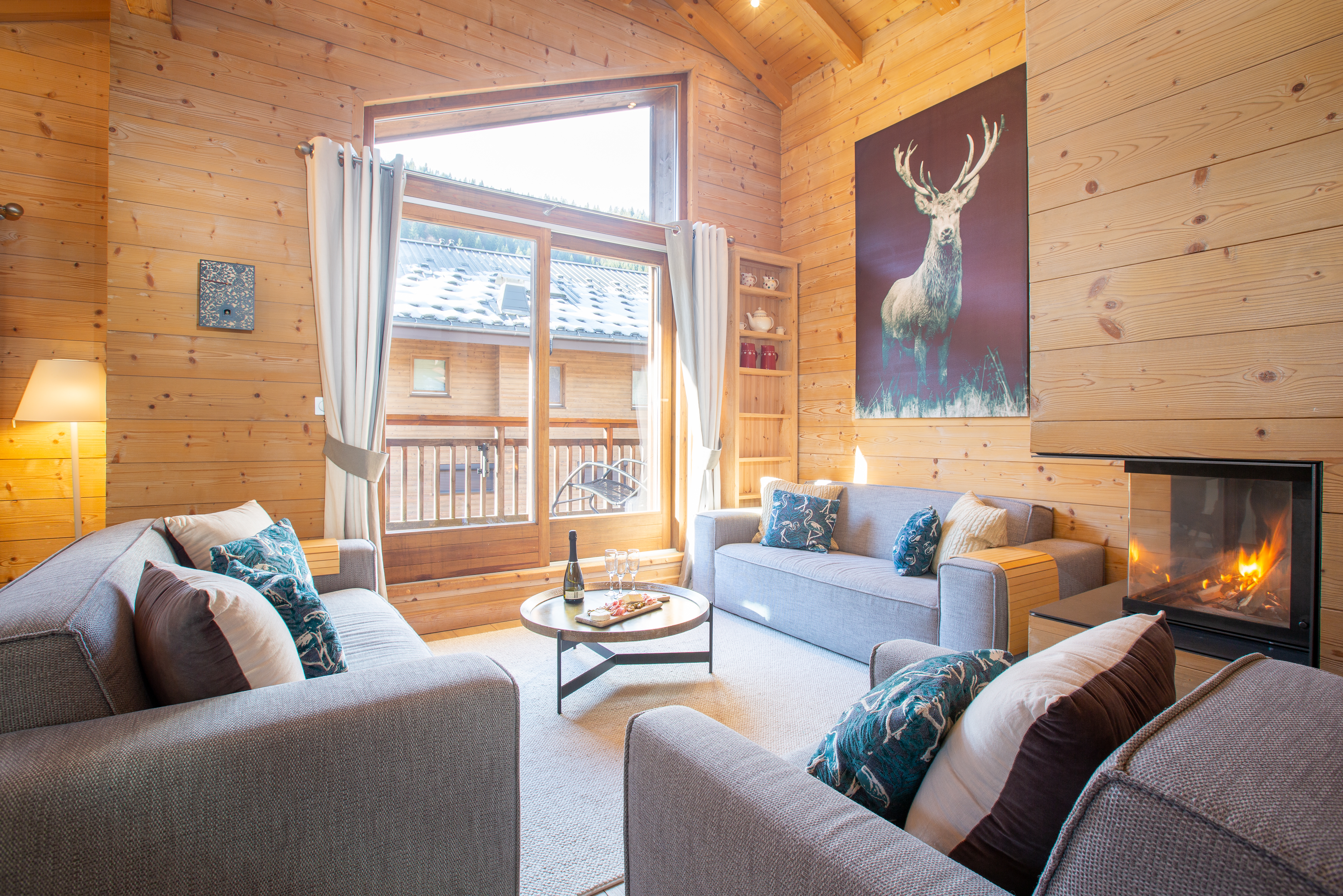 MM Telecabine Living Area 6