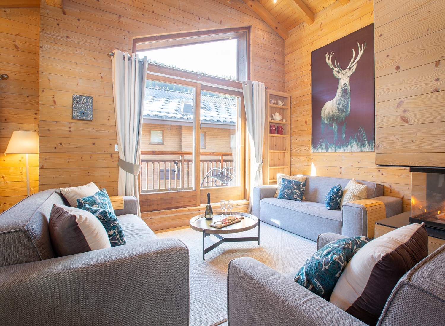 MM Telecabine Living Area 6