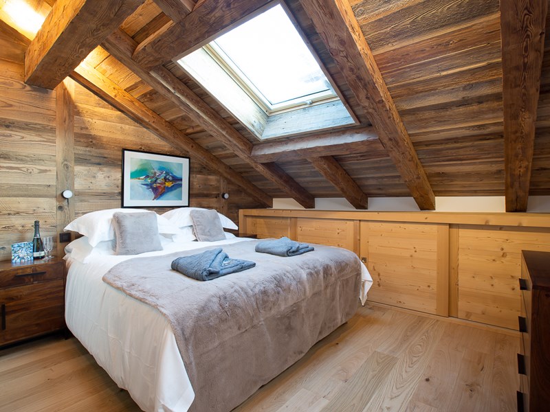 Morzna Etoile Master Bedroom