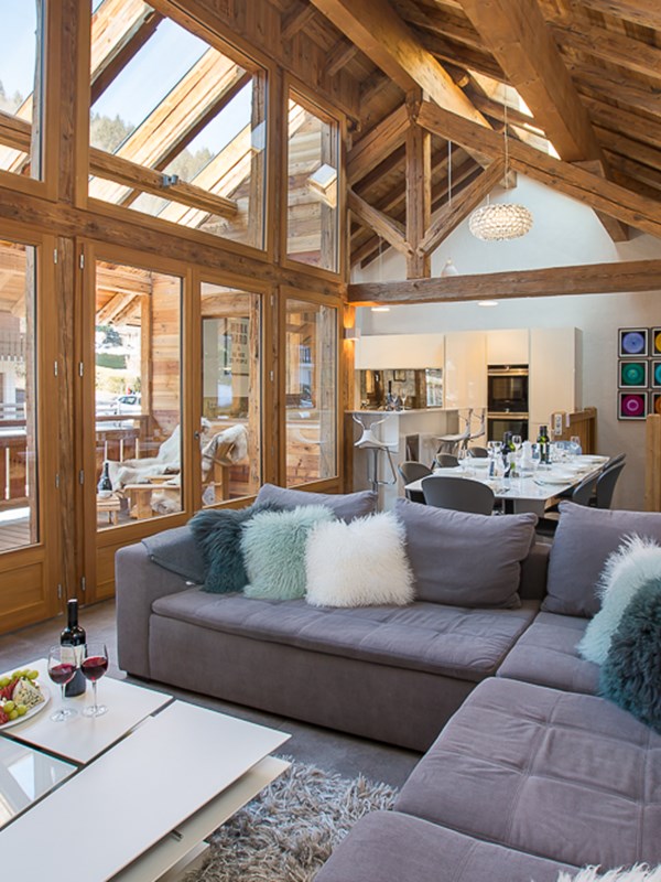 MM Townhall Small 26