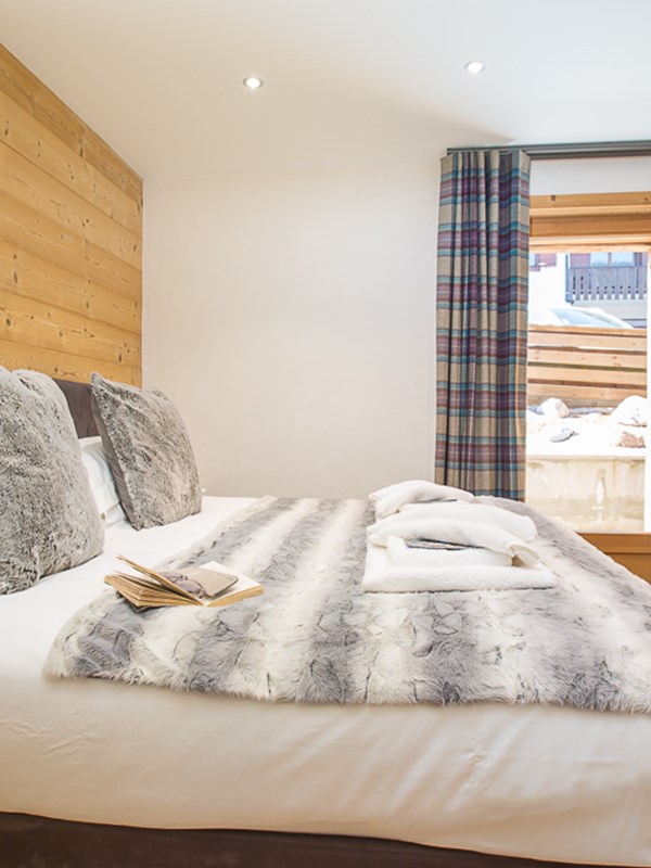 MM Townhall Small 39