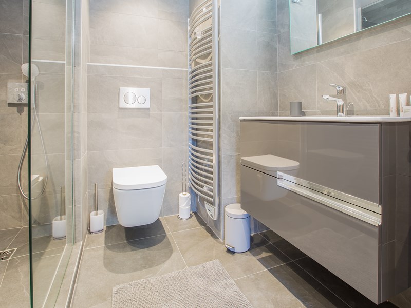 Apartment 101, Luxury Apartment Morzine - Shower Family Bathroom