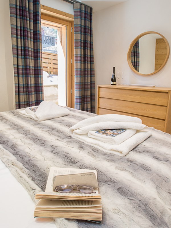 MM Townhall Small 43