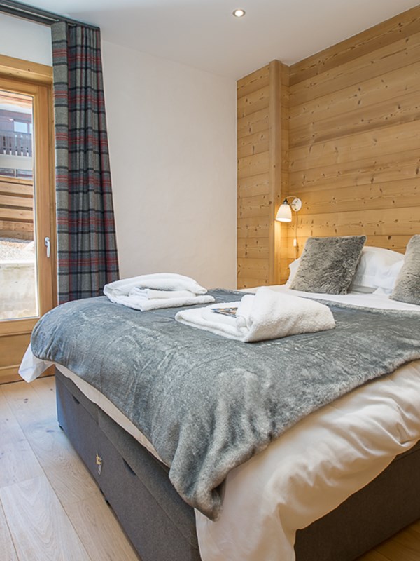 MM Townhall Small 34