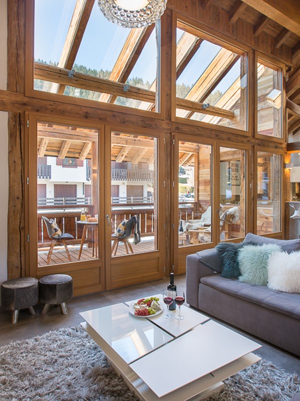 MM Townhall Small 25