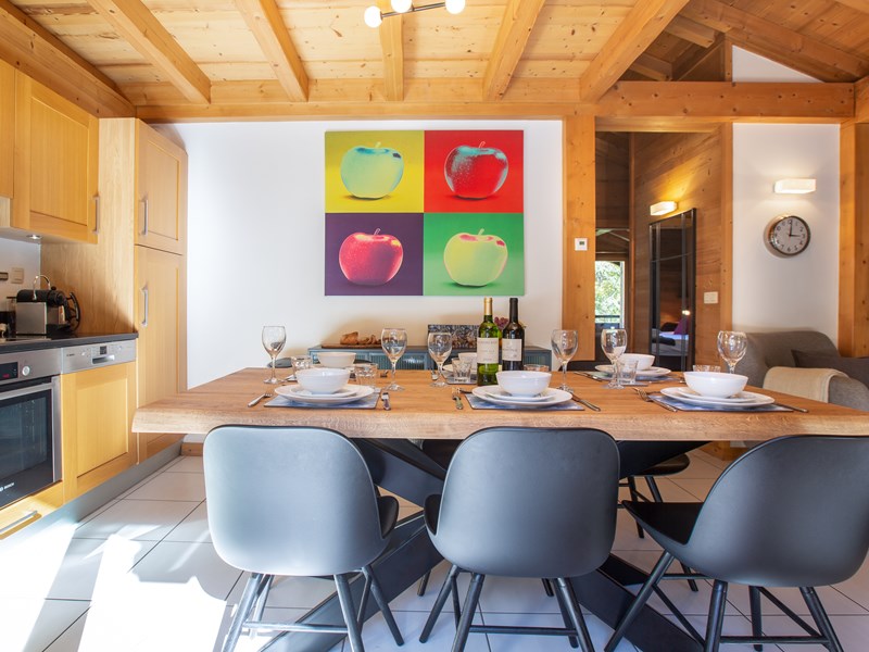 MM WATERSIDE A LARGE 11