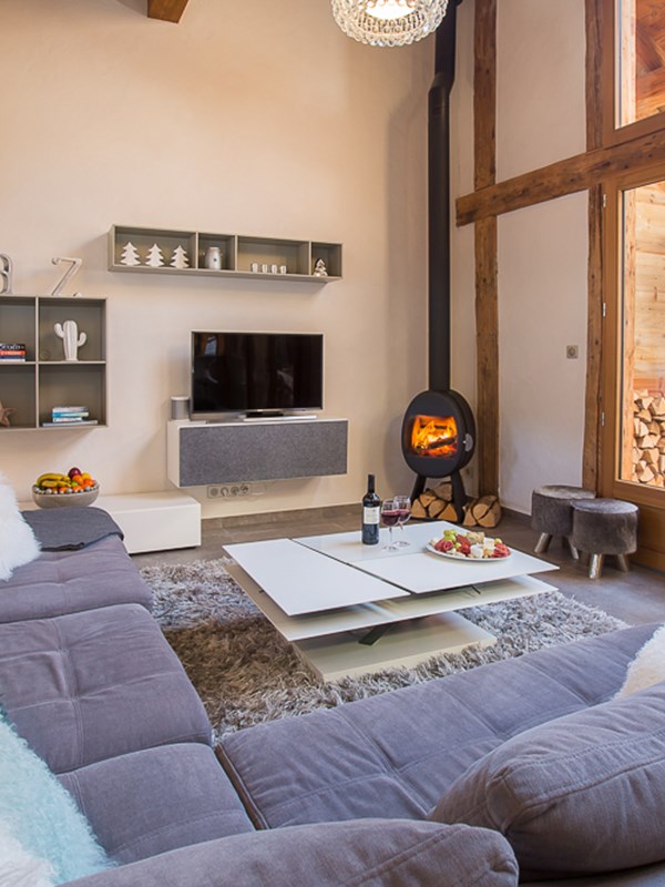 MM Townhall Small 28